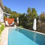 STUNNING HOME WITH SPECTACULAR VIEWS & CLOSE TO THE BEACH - Accommodation Port Macquarie 1