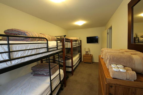 Silver Springs - Accommodation Port Macquarie 6