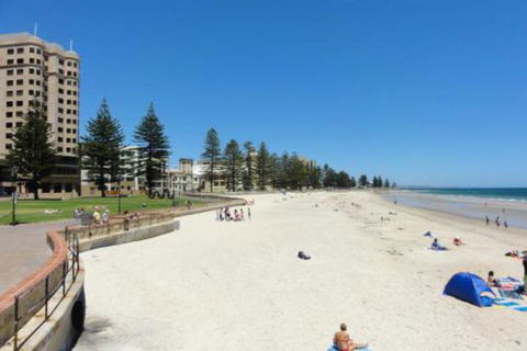 Glenelg Private Studio - Accommodation Port Macquarie 7