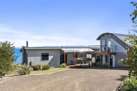Hazards Hideaway - Accommodation Port Macquarie 0