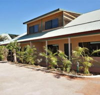 Ningaloo Breeze Villa 7 3 Bedroom Fully Self Contained Holiday Accommodation