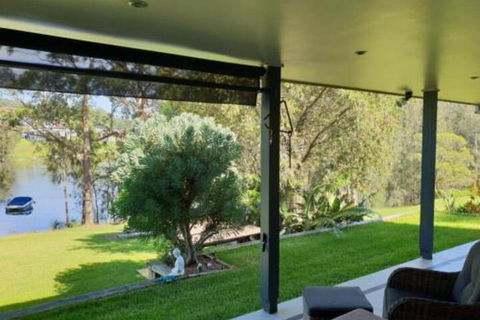 9 Hayward St. Stay Lakeside - Accommodation Port Macquarie 0