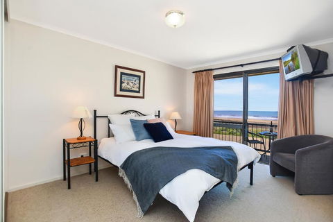Right On The Beach At Moana - Accommodation Port Macquarie 4