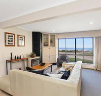 Right on the Beach at Moana - Accommodation Port Macquarie