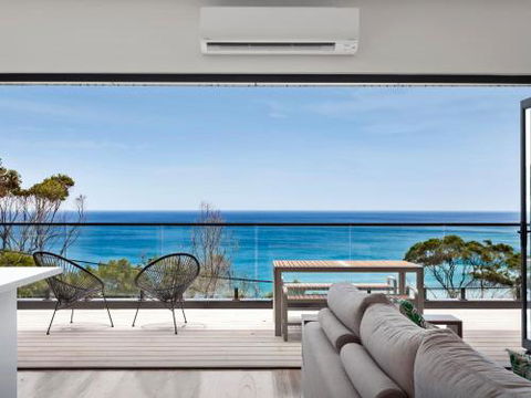 The Cube Striking Architectural Showpiece - Accommodation Port Macquarie 1