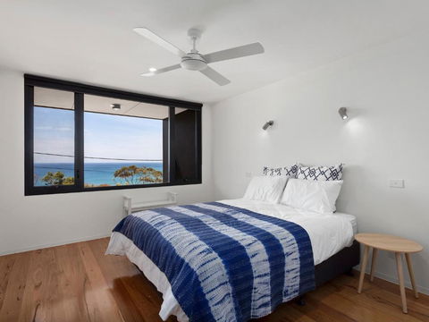 The Cube Striking Architectural Showpiece - Accommodation Port Macquarie 6