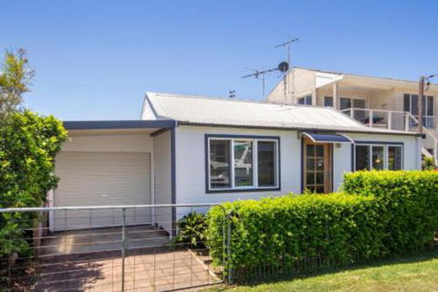 Echuca Bungalow - Accommodation Port Macquarie 0