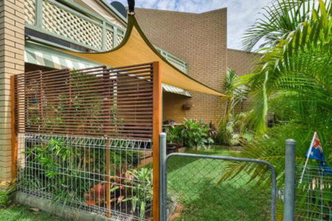 Harbour Court On The Bay - Accommodation Port Macquarie 7