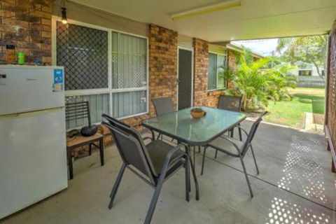 Affordable Holiday Home - Accommodation Port Macquarie 4