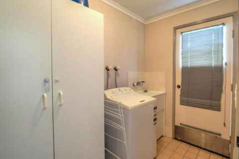 Affordable Holiday Home - Accommodation Port Macquarie 3