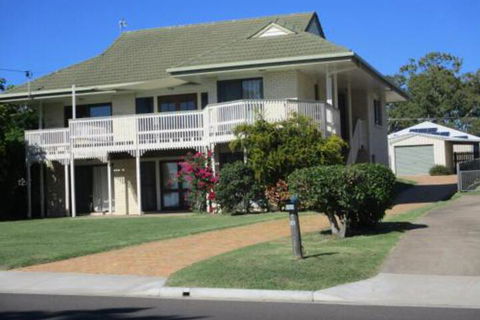 The Sun & The Sea In Hervey Bay - Accommodation Port Macquarie 0