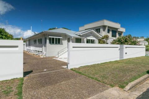 Charming Home By The Sea - Accommodation Port Macquarie 6