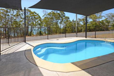 Holiday In Style Hervey Bay - Accommodation Port Macquarie 0