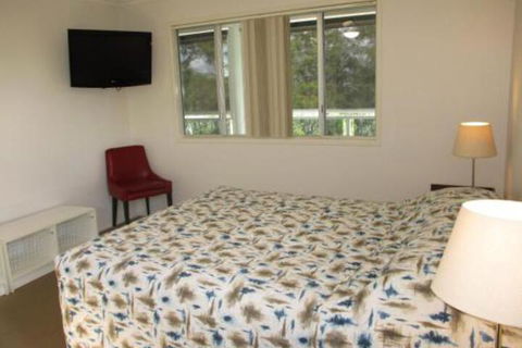Holiday In Style Hervey Bay - Accommodation Port Macquarie 2