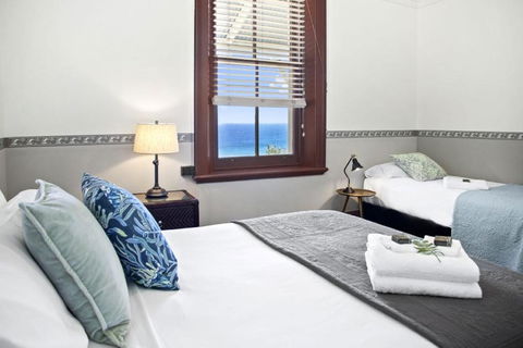 Seal Rocks Lighthouse Cottages - Accommodation Port Macquarie 3