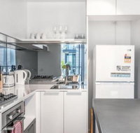 King Street Bowen Hills Apt by SLife - Accommodation Port Macquarie