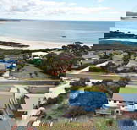 Lazy Wave Beach House - Accommodation Port Macquarie