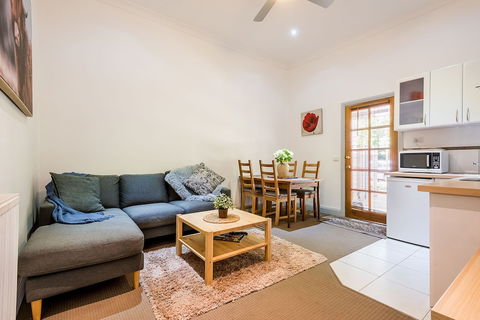 Avalon House - Accommodation Port Macquarie 1