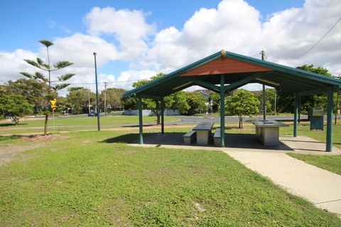 Paradise Waters No. 19 - Accommodation Port Macquarie 4