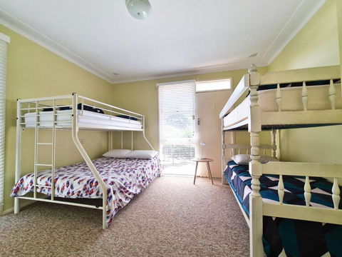 GOLF 39 MOLLYMOOK BEACH - Accommodation Port Macquarie 4