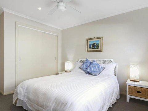 South Pacific Crescent 75 Ulladulla - Accommodation Port Macquarie 4