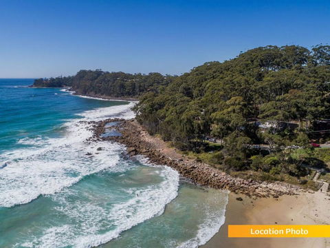 SEASCAPE In NARRAWALLEE - Accommodation Port Macquarie 6