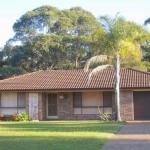 SEASCAPE In NARRAWALLEE - Accommodation Port Macquarie 0