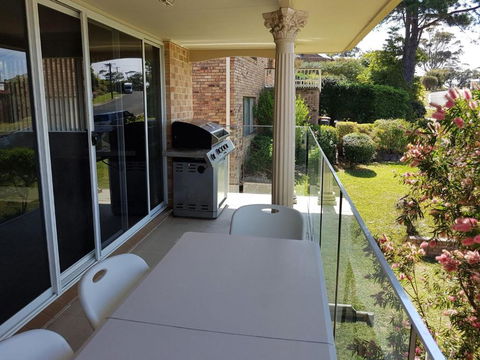 Seaview 48 MOLLYMOOK - Accommodation Port Macquarie 4