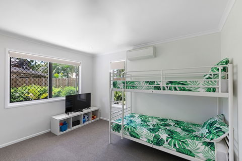 Whitsunday Palms - Accommodation Port Macquarie 6