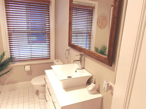 YSG The Edward Townhouse 157 Steps To Town - Accommodation Port Macquarie 2