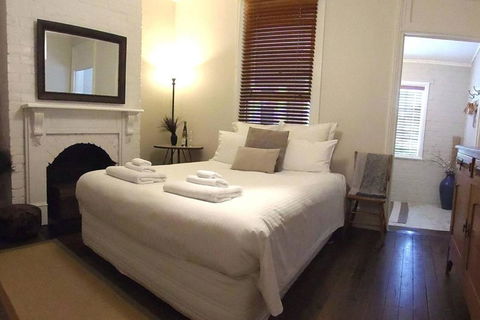 YSG The Edward Townhouse 157 Steps To Town - Accommodation Port Macquarie 3