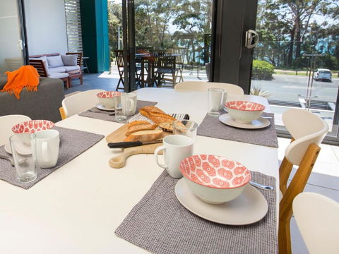 Bay Breeze (By Jervis Bay Rentals) - Accommodation Port Macquarie 2