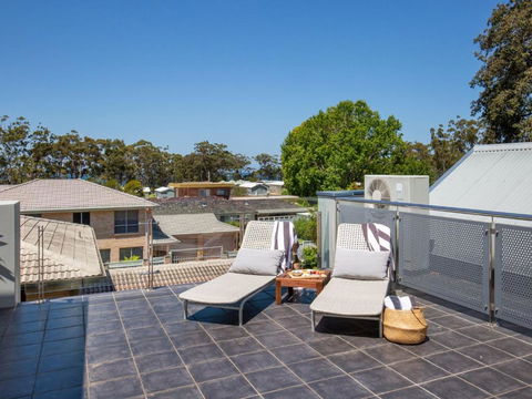 Bay Breeze (By Jervis Bay Rentals) - Accommodation Port Macquarie 3