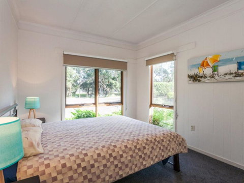 OCEANS 12 ANGLESEA - Accommodation Port Macquarie 4