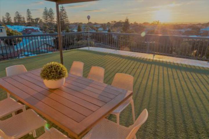 Henley Beach South SA Accommodation Port Macquarie