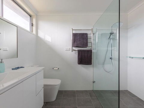 Aloha Direct Beach Access From Property - Accommodation Port Macquarie 4