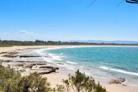 Amazing Aspects Perched Above Tilbury Cove - Accommodation Port Macquarie 6