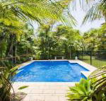 Beachfront Pool House Absolute beachfront - Accommodation Port Macquarie
