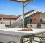 Cleveland Place walk to beach  shops - Accommodation Port Macquarie