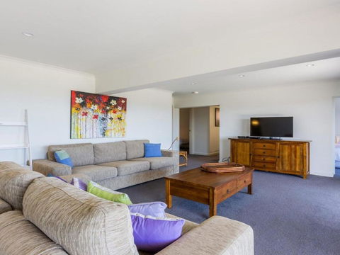 Coastal Calm Relax Revive Rejuvenate - Accommodation Port Macquarie 3