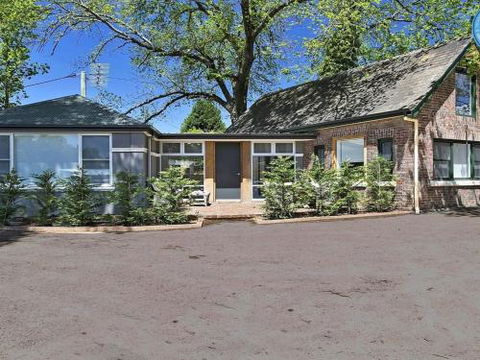 Old Bank Stables 3 Night Weekends For Price Of 2 - Accommodation Port Macquarie 5