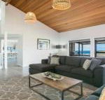 Ohana Oasis front row to reserve beach  ocean - Accommodation Port Macquarie