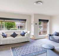 Walling Clifton Gardens backing onto golf course - Accommodation Port Macquarie