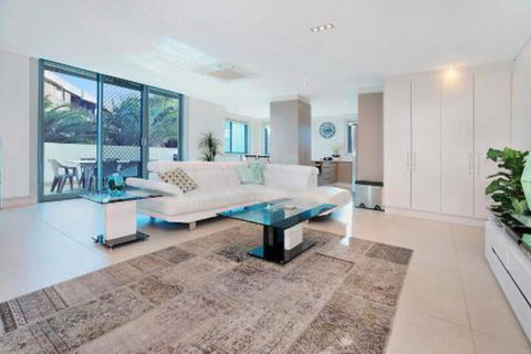 Samar Cove Unit 8 - Accommodation Port Macquarie 3
