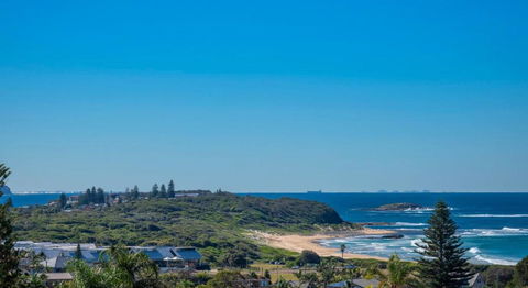 Waves At Caves - Accommodation Port Macquarie 1