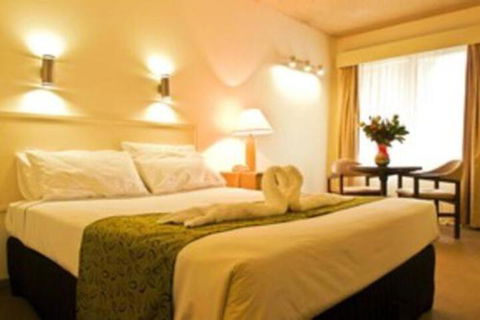 Classic Queen Room 2 In Oakleigh - Accommodation Port Macquarie 0