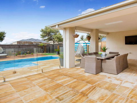 MALIBU SAFETY BEACH - Accommodation Port Macquarie 6