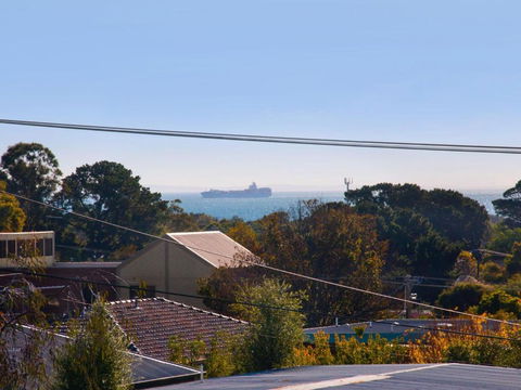 FAMILY GETAWAY DROMANA - Accommodation Port Macquarie 5