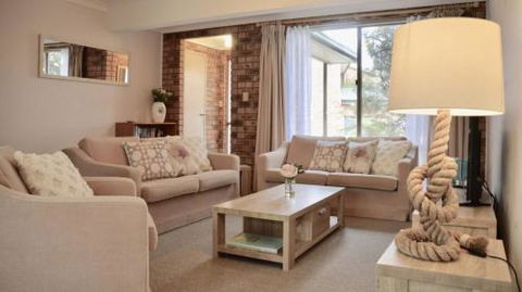 Lighthouse Palms - Accommodation Port Macquarie 3
