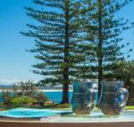 Perfectly Positioned Beachfront Apartment Unit 6 - Accommodation Port Macquarie